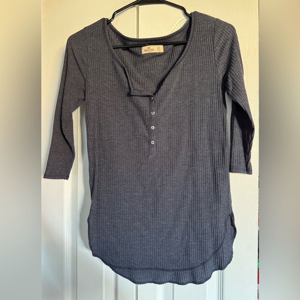 Hollister 3/4 Sleeve Shirt
